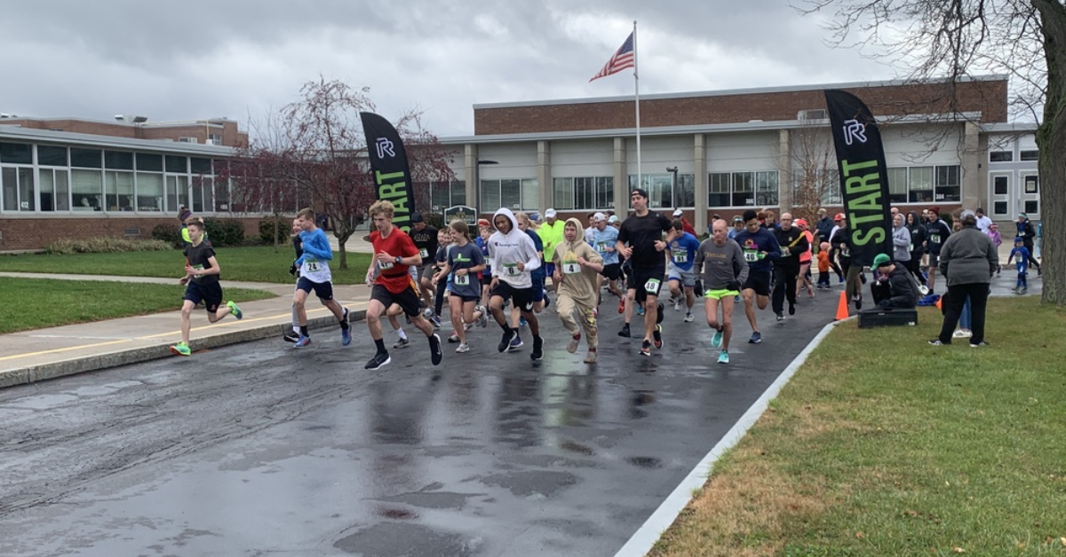 THE FIRST-EVER 5K RAISES $1,000 FOR VETERANS SERVICES