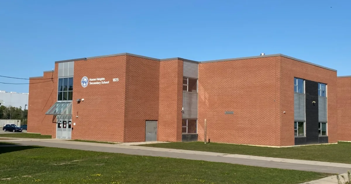 Huron Heights Secondary school closing early on Friday Due To Floods