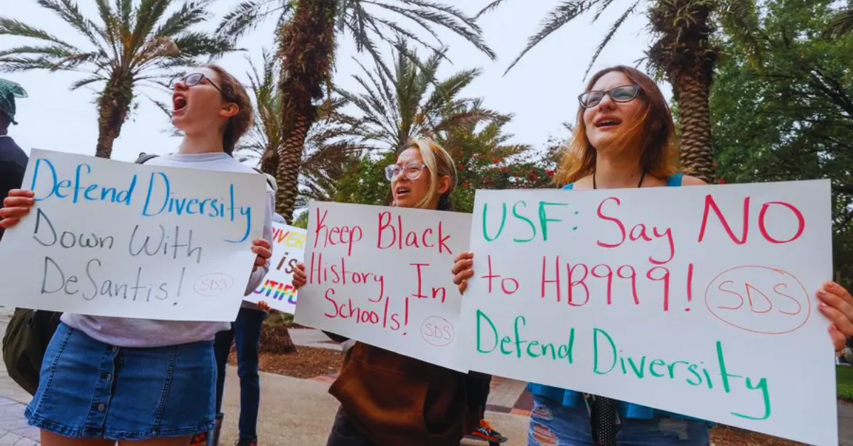 Florida Students Organize School Protest Against DeSantis' Education Agenda