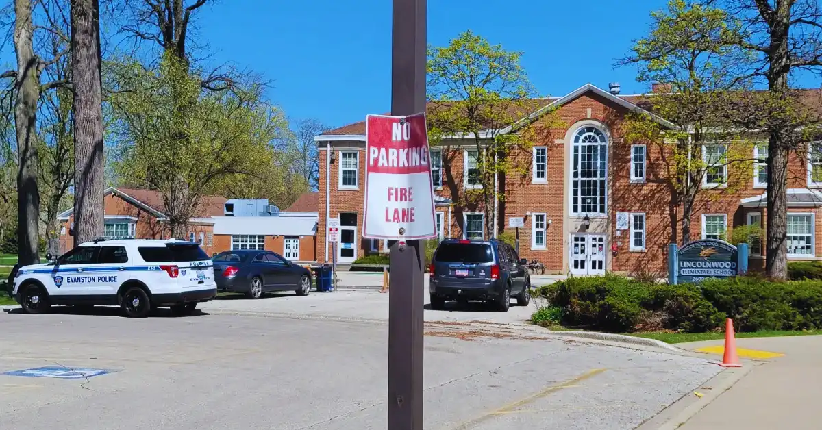 Lincolnwood Elementary Lockdown Lifted After Student Surrenders Gun Magazine