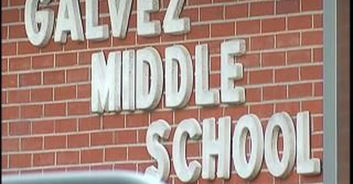 School Officials Launch Investigation Into Photographing of Middle School Students