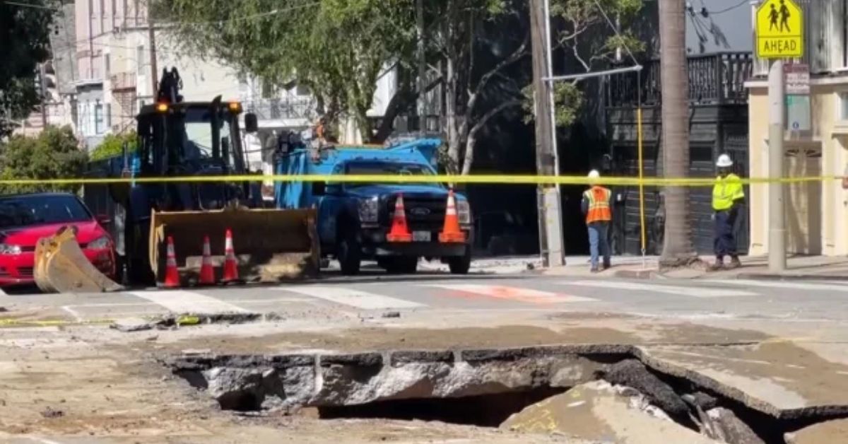 San Francisco Homes Flooded And Sinkhole Formed Due to Water Main Break
